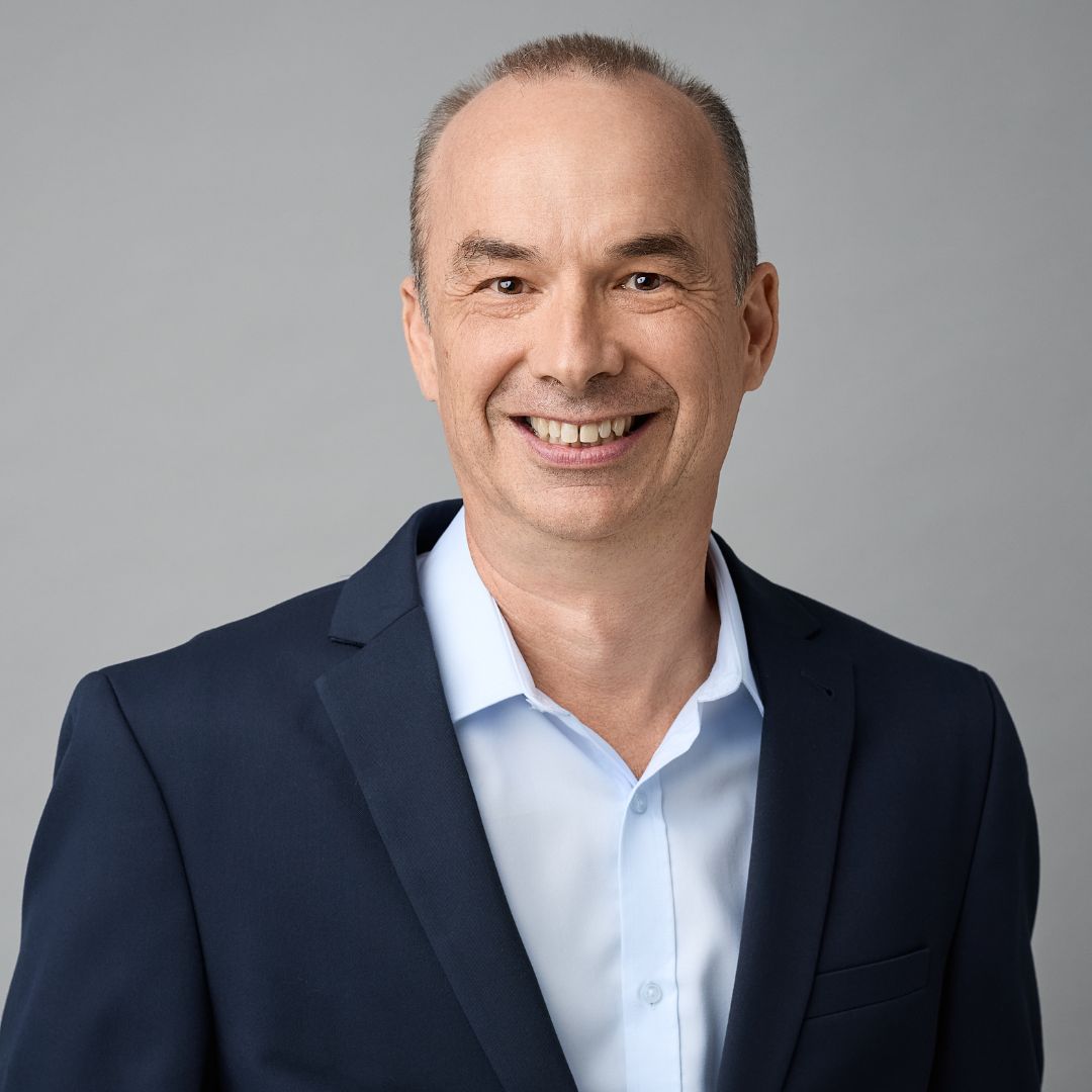 karl-baker-tewantin